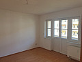 Wohnzimmer mit Balkon (1)